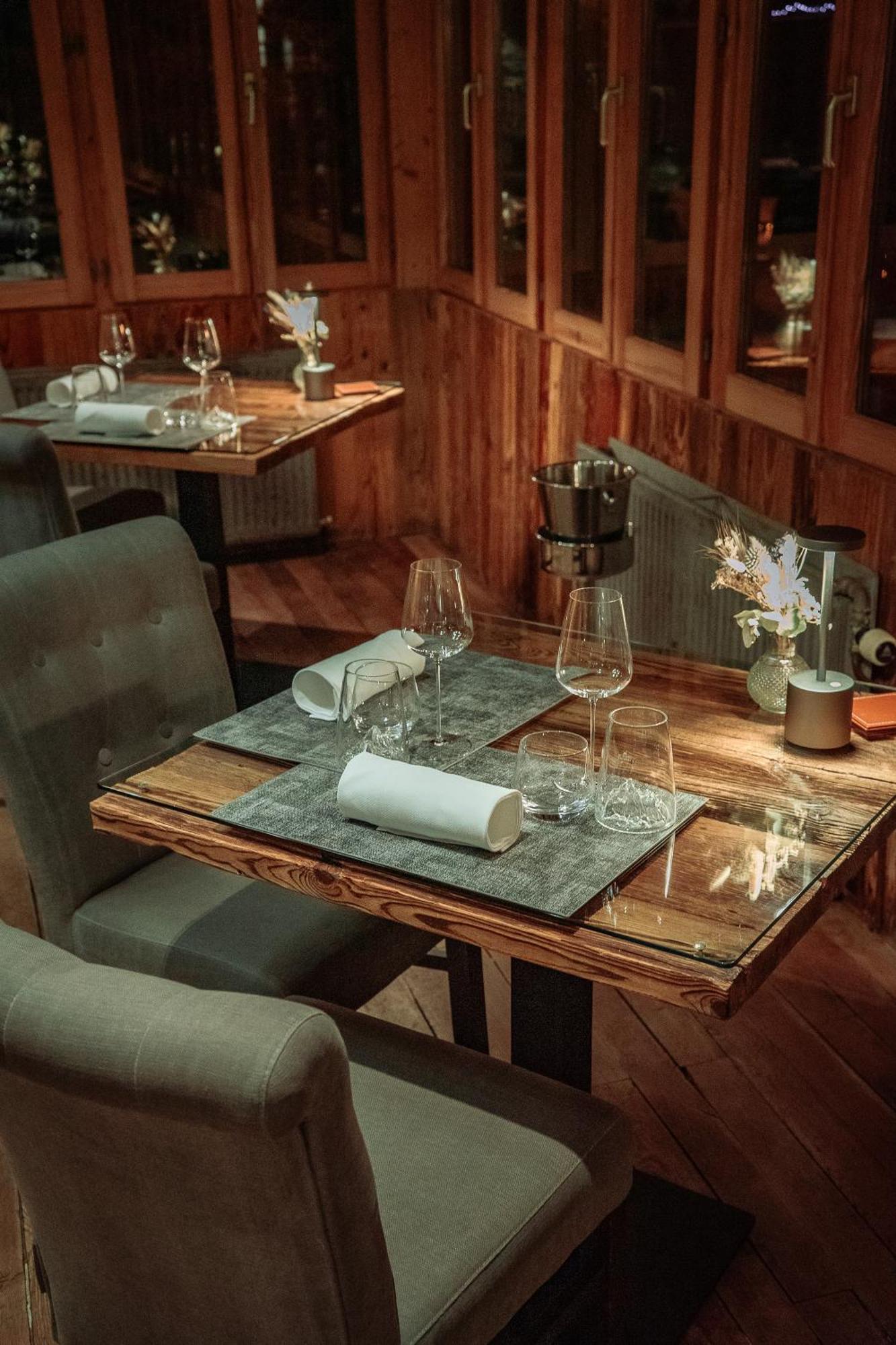 Auberge Des Gorges แซร์โวซ์ ภายนอก รูปภาพ