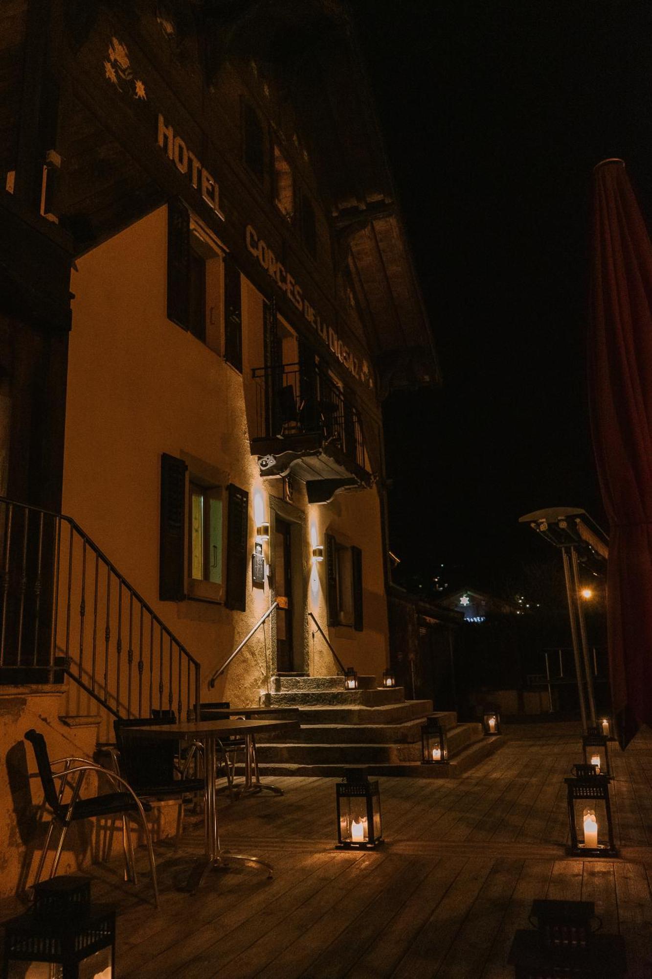 Auberge Des Gorges แซร์โวซ์ ภายนอก รูปภาพ